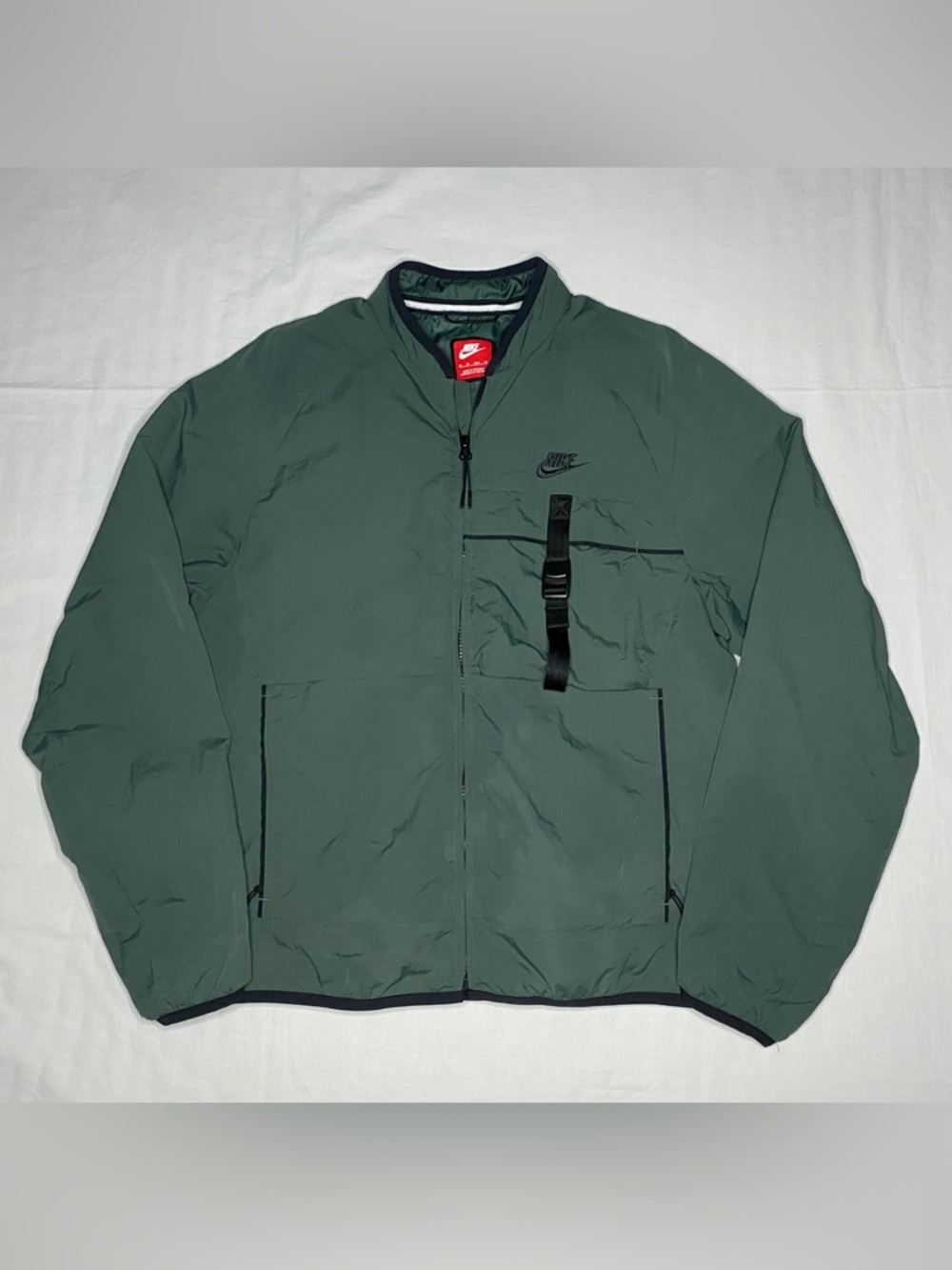 Nike Sportswear Tech Woven Cargo Windbreaker Jacket FZ0750-010 Size XS Green